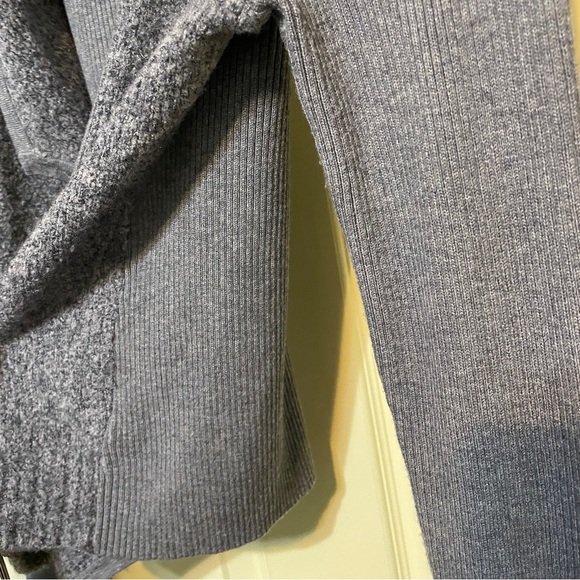 White House Black Market Sweater Wool Mixed Long Sleeves Cozy Gray Zip Up L - Picture 7 of 9